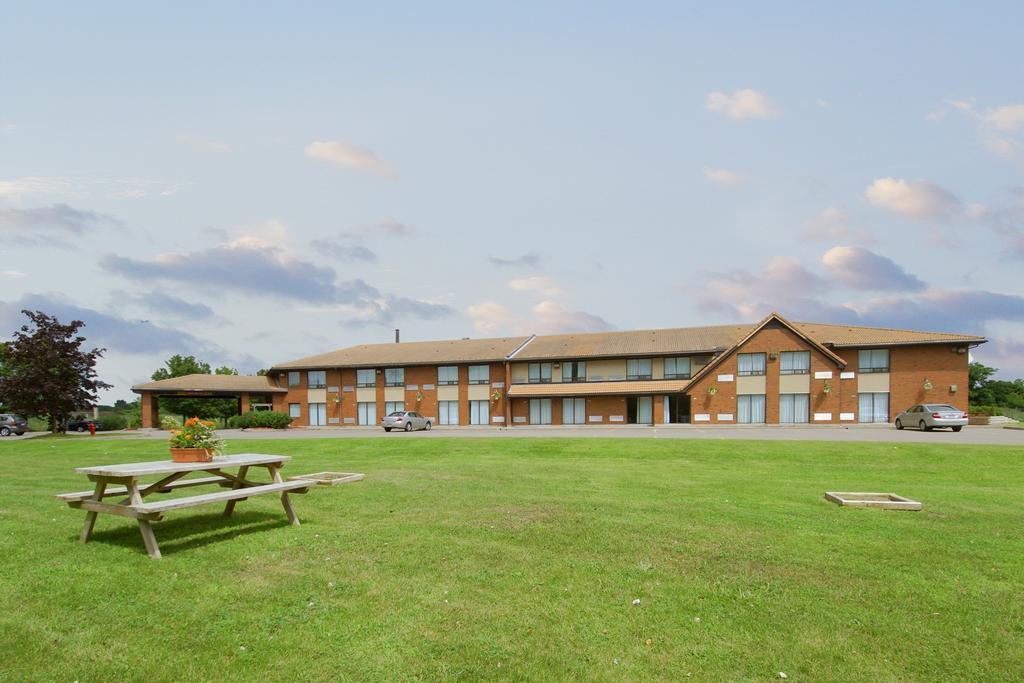 Comfort Inn Кобург Экстерьер фото